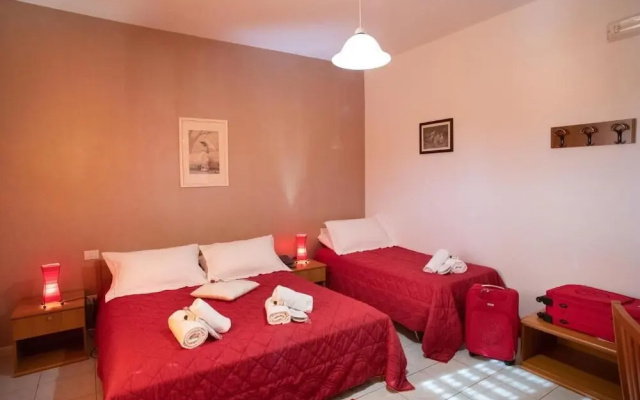Kiris Hotel