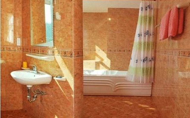 Sunny C Hotel