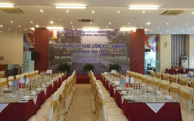 Quang Ba Trade Union Hotel