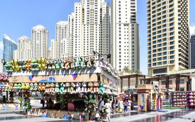 Upscale 1BR - Sea Views - Direct Beach Access!