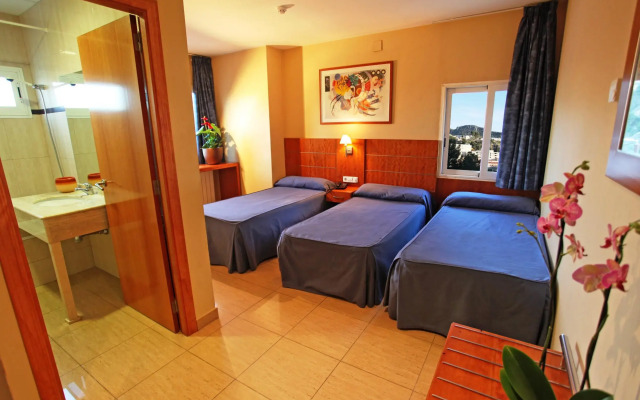 Hostal Savoy
