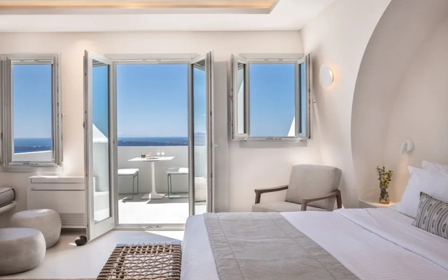 Akra Suites & Spa