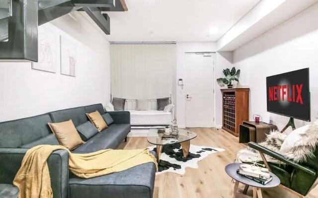 A07-darling Harbour 2 BDR Loft
