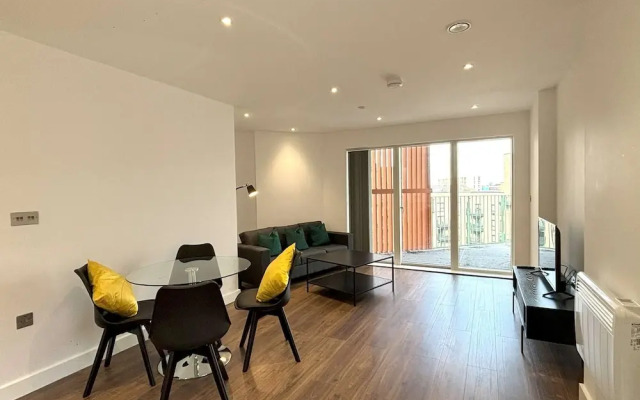 Modern 2 bed With Parking - Grand Exchange Bracknell