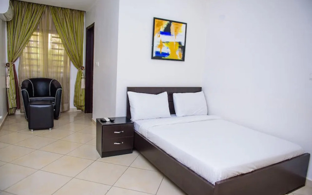Furnished 4 Beds Semi-det House in Abuja, Nigeria