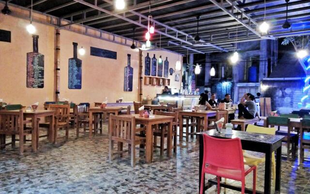 Intan Inn Hotel and Resto Gili Trawangan
