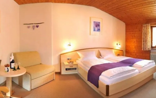 Gästehaus Enzianhof Hotel garni