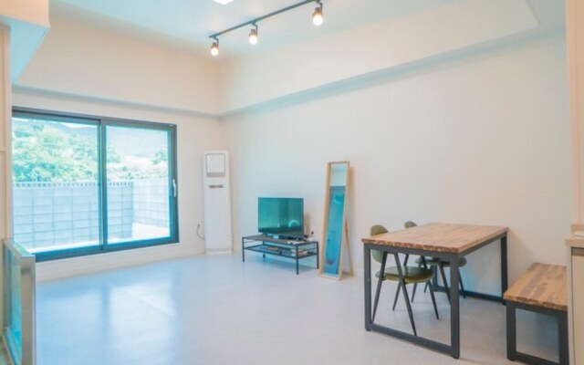 Yeongwol The Box Pension