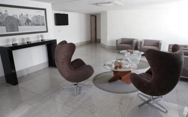 Beach Class Residence by Nobile