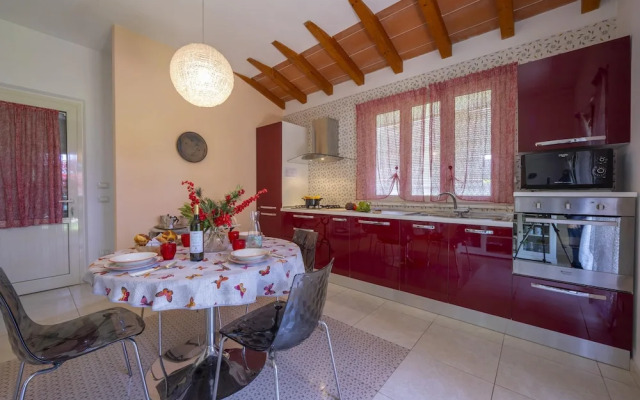 Villa Clara few km From the sea