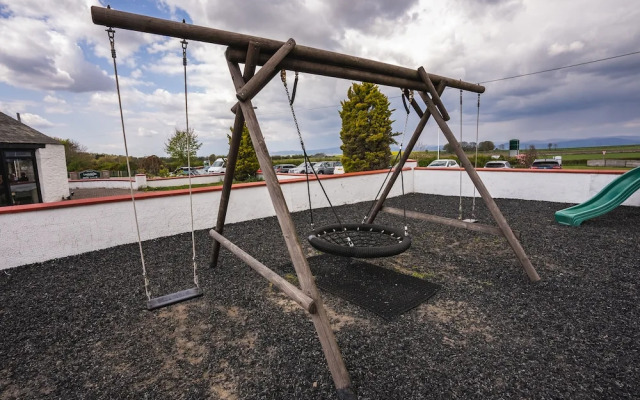 Lochlands 2BR Family Caravan - Pets - Play Park