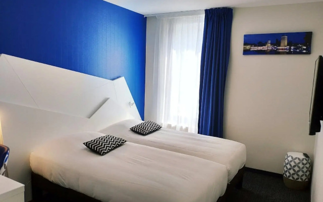 Origami Hotel