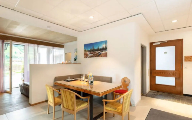 Apartmenthaus Dreier 11704