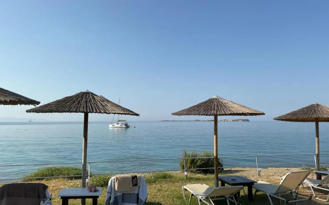 Kefalonia Beach Hotel & Bungalows
