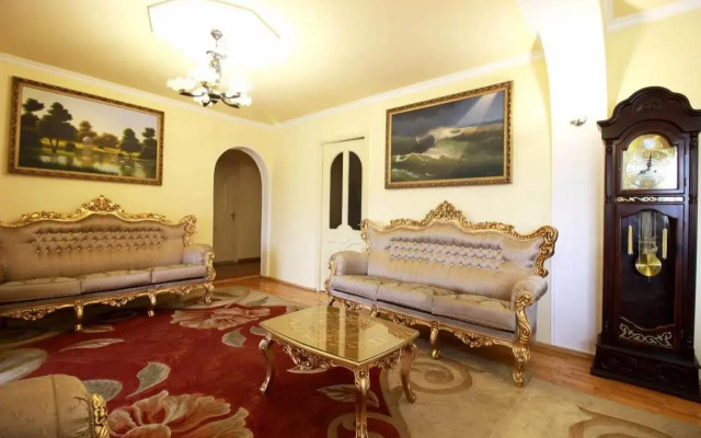VIP Hotel-Villa 3 in the center