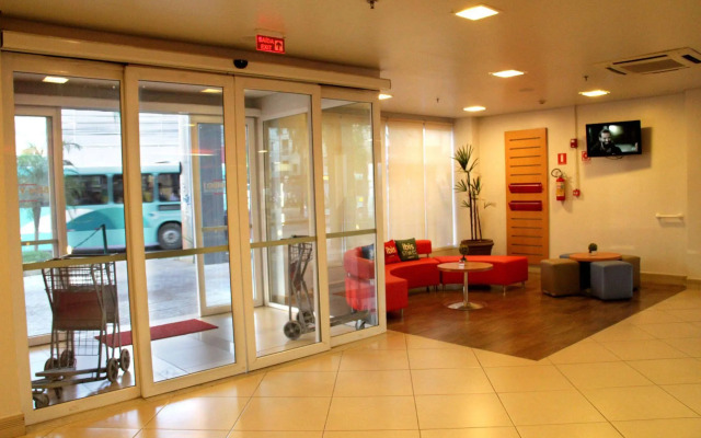 ibis Montes Claros Shopping