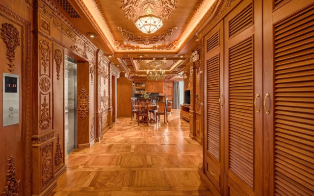Monalisa Luxury Hotel