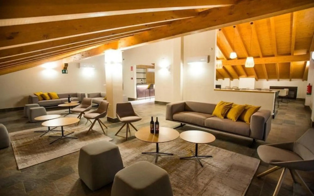 Villa Lucerna Sports & Hotel Resort