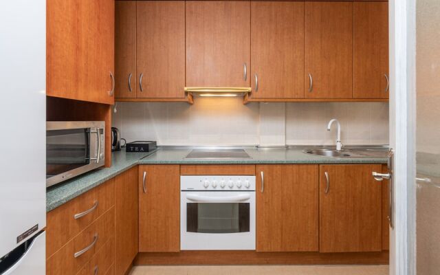 Riviera Village . Stunning 2BR Apartment in Front of Golf Courses