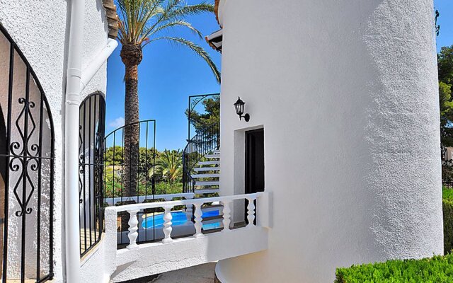 House Wolf Javea