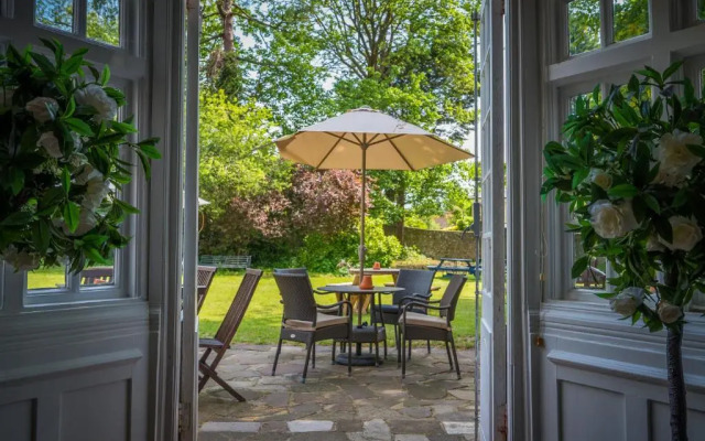 Findon Manor Hotel