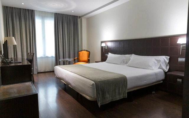 IBERIK Hotel Santo Domingo Plaza