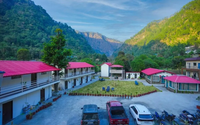 Nature Sprint Resort By The River