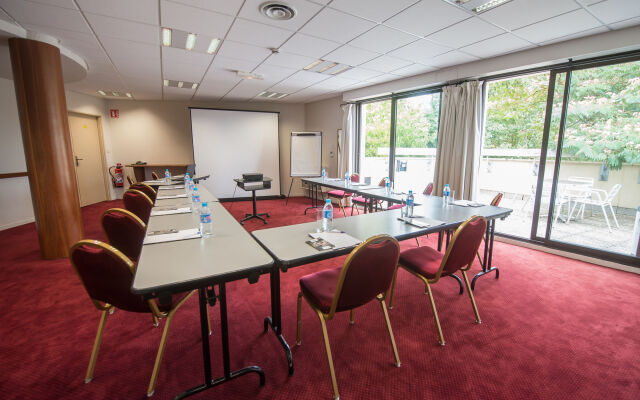 Brit Hotel Angers Parc Expo - L'Acropole