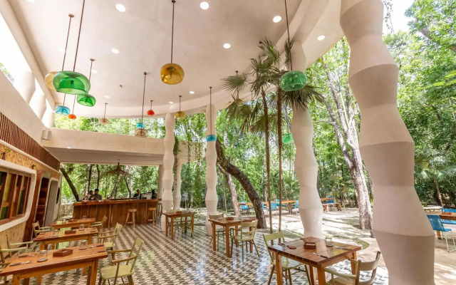 Hotel Holistika