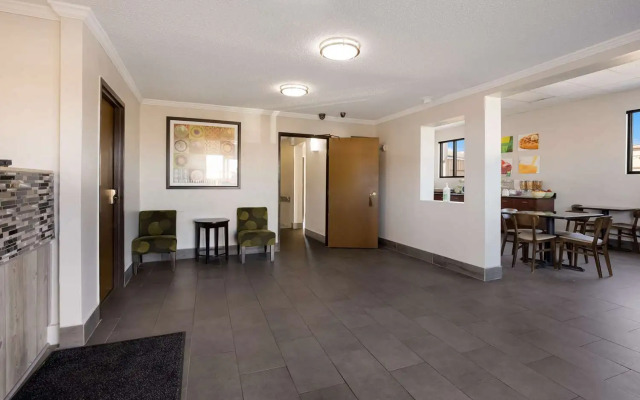 Quality Inn Hall of Fame