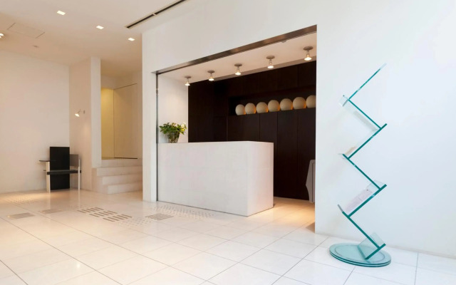 7 Days Hotel Plus