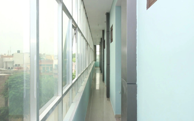 Suraj Guest House By OYO Rooms