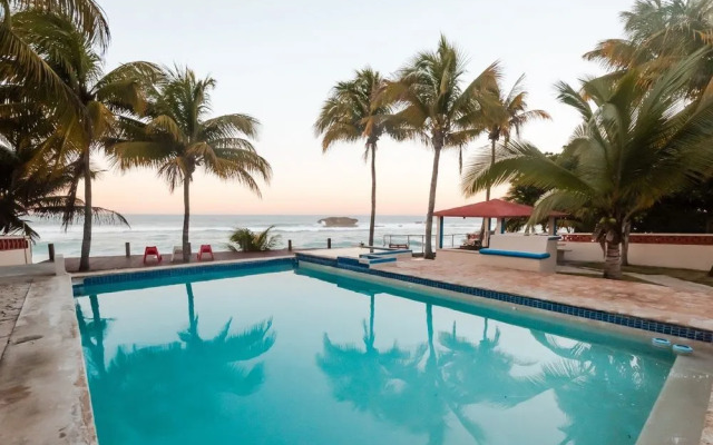 Ventana al Atlantico at Arecibo 681 Ocean Drive