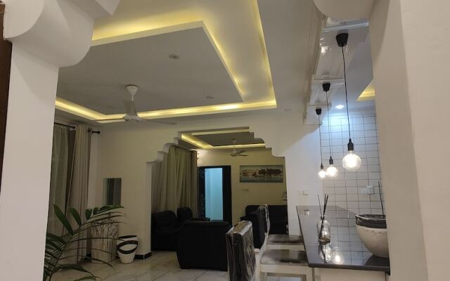 Ayaa Apartment