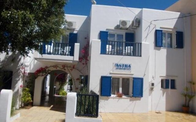 Astra Apartments Hotel
