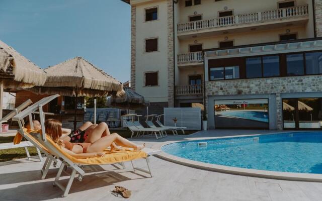 Halanus Hotel And Resort