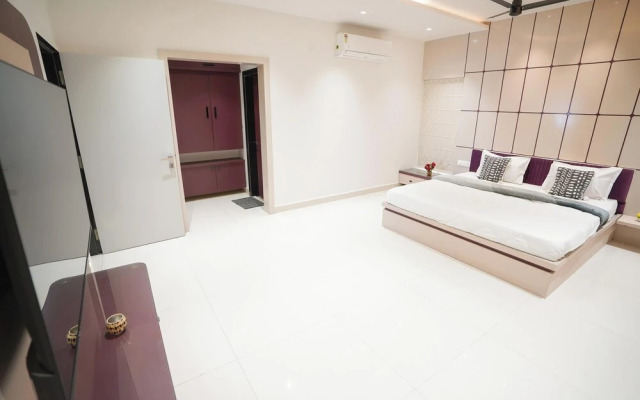 Aurelia Apartment By Red Olive 4bhk 30min Hitech