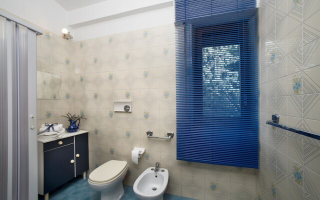 Villa dei Pini 7 posti vicino al mare