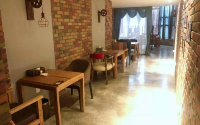 Renshou Wanye Sunshine Hotel