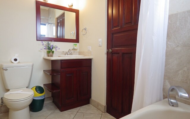 The Oaks Tamarindo Condominiums