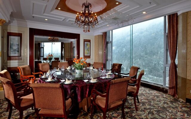 Huasheng Hotel