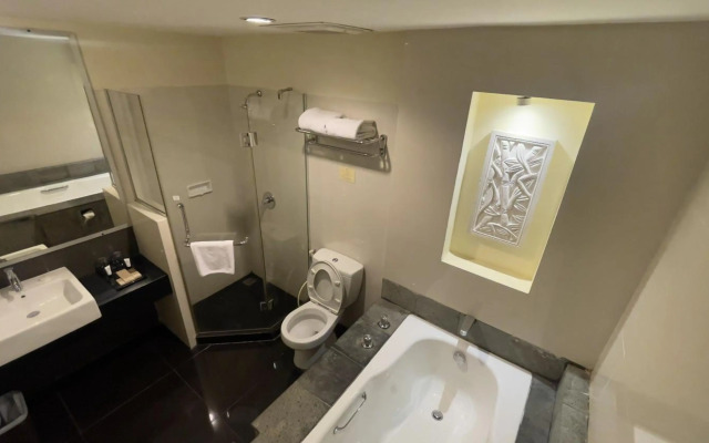 Harmoni One Convention Hotel & Service Apartments