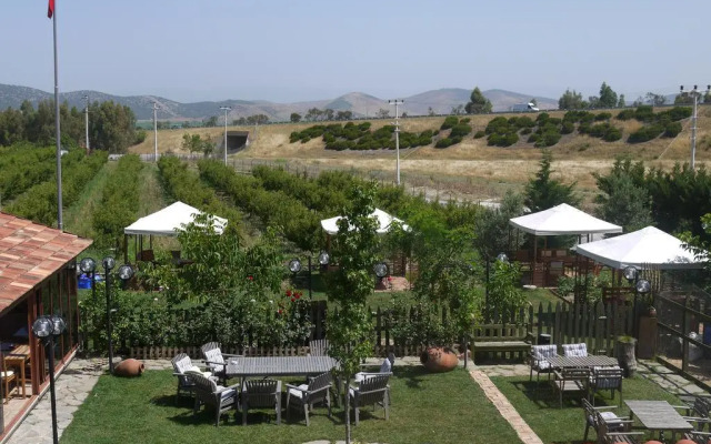 Naturalife Farm Hotel