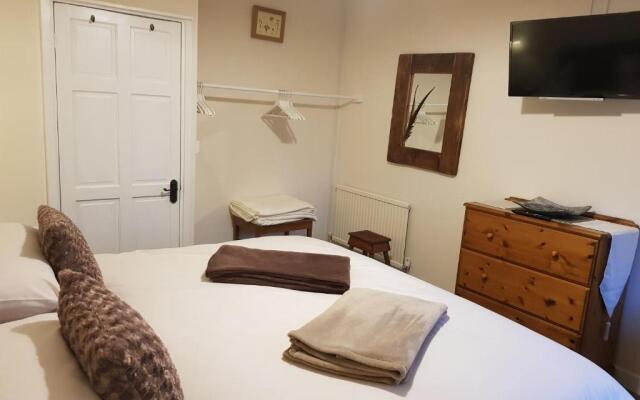 Forest Farm Papplewick Nottingham - Spacious Self-Contained Rural Retreat!