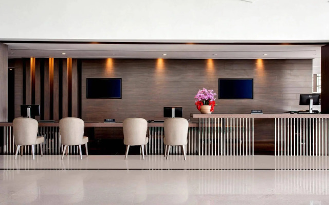 Pullman Miri Waterfront