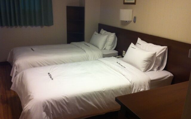 City Days Global Inn 2