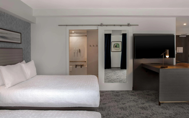 Hampton Inn by Hilton Winnipeg Downtown