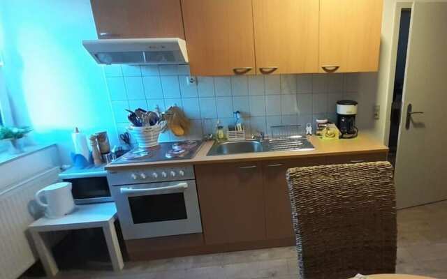 "lake View" Modern Retreat