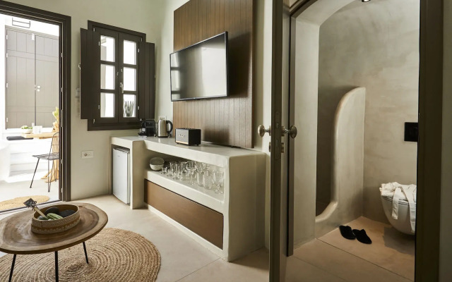 Floria Suites