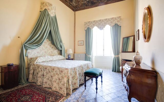 Castello Di Caccuri Suites